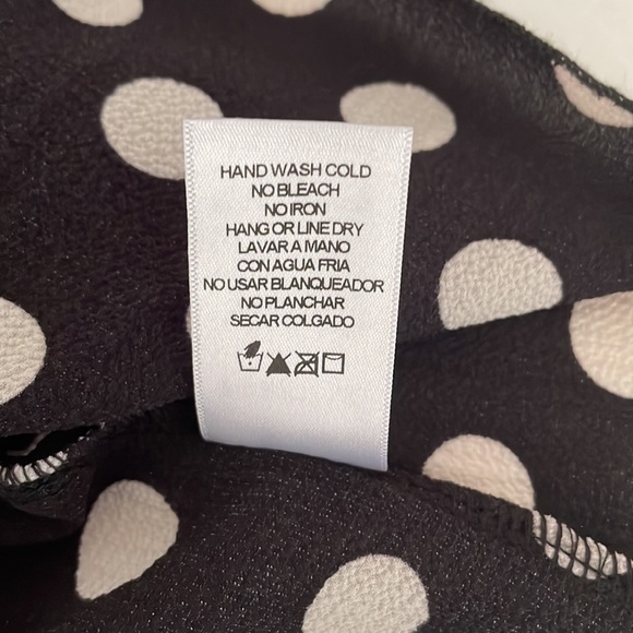 NWT LOVE CULTURE Spaghetti Strap Black & White Polka Dot Peplum V Neck Size M - Picture 7 of 8